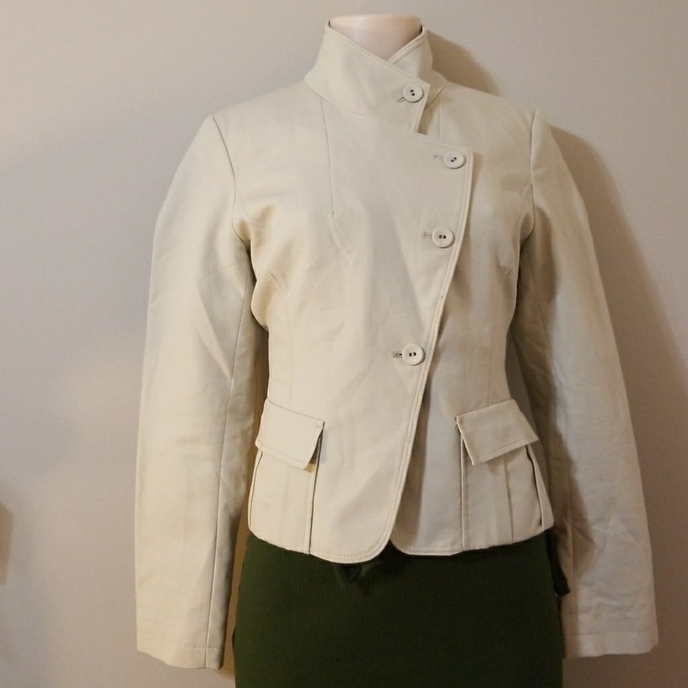 Jacket - Picture 2 of 5